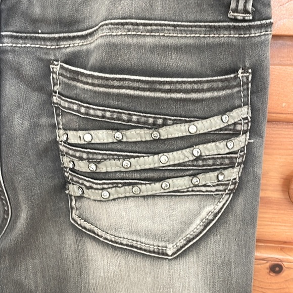 Cache jeans - Picture 1 of 7